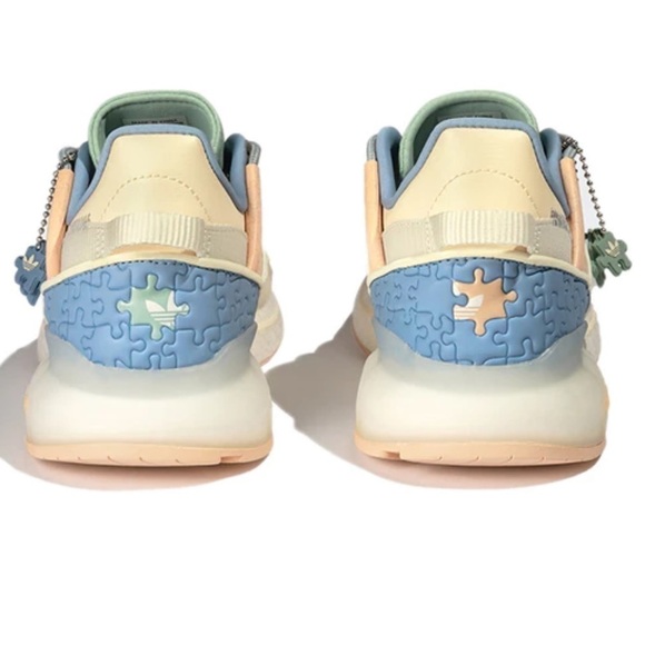 adidas originals Unisex ZX 2K Boost Pure Low-Top Running Shoes Beige/Yellow - Picture 5 of 5